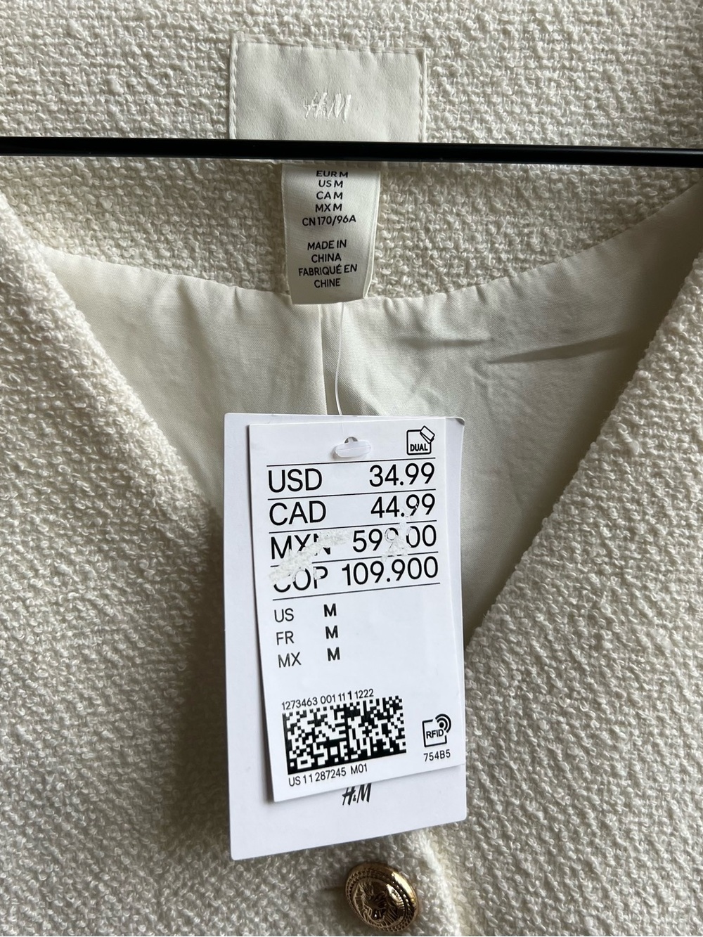 H&M NWT Cream Bouclé Button Front Vest Size Medium Pockets Gold Buttons - Picture 3 of 11